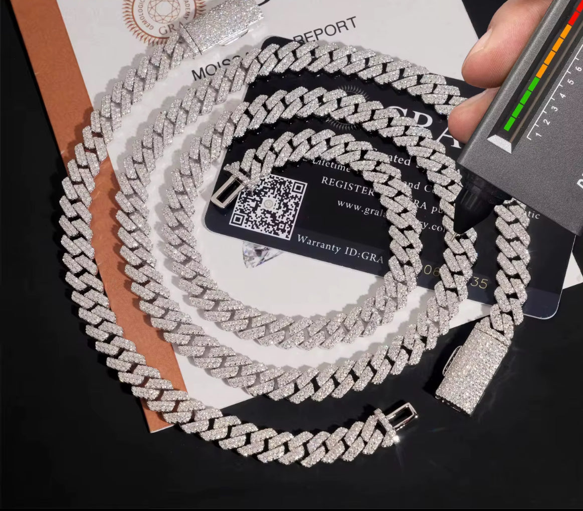 Moissanite Cuban Link Chain - 8mm