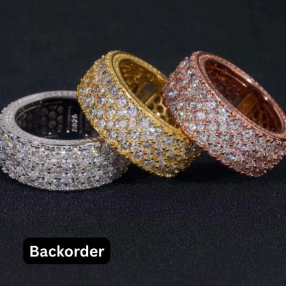 Pavé Moissanite Band